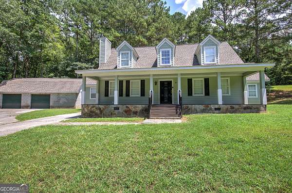 3 Acres of Residential Land with Home for Sale in Trion, Georgia