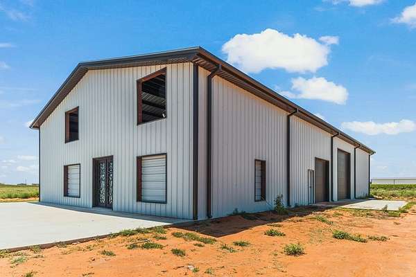 18.2 Acres of Improved Land for Sale in Seminole, Texas