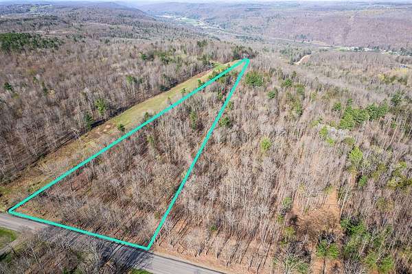 5 Acres of Residential Land for - Catlin Town Ny 145349764