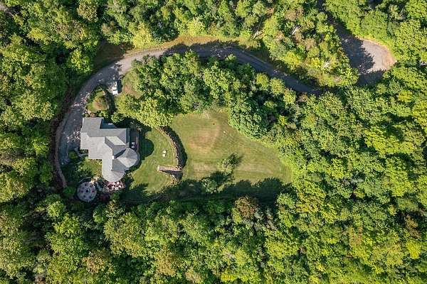 4.2 Acres of Residential Land with Home for Sale in Jackson, New Hampshire