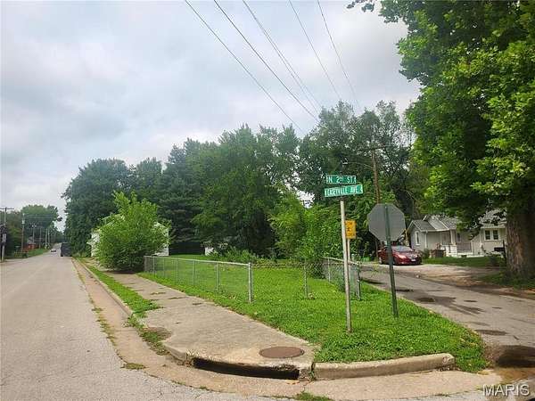 0.09 Acres of Residential Land for Sale in Belleville, Illinois
