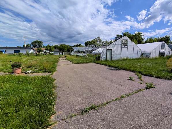 0.58 Acres of Land for Sale in Flint, Michigan