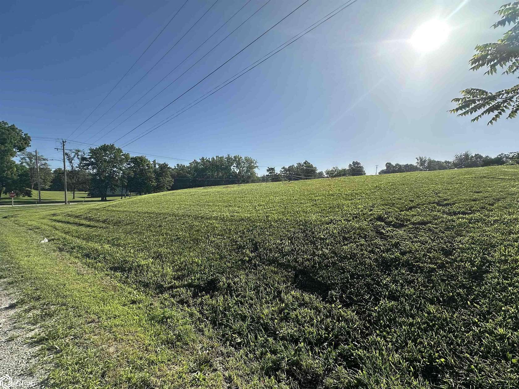 0.61 Acres of Land for Sale in Chariton, Iowa