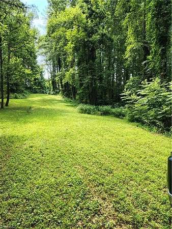 6 Acres of Residential Land for Sale in Ararat, Virginia