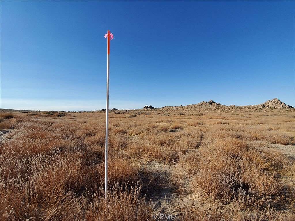 2.55 Acres of Residential Land for Sale in Palmdale, California