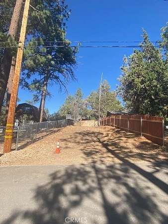 0.06 Acres of Land for Sale in Sugarloaf, California
