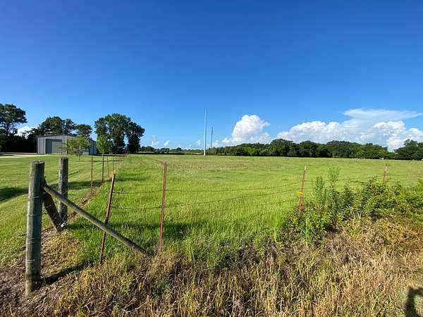 7 Acres of Agricultural Land for Sale in Maurice, Louisiana