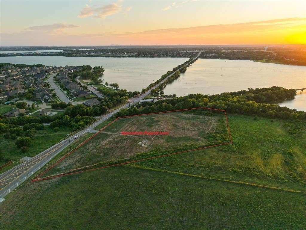 4 Acres of Commercial Land for Sale in Rowlett, Texas