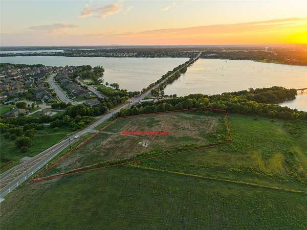 4 Acres of Commercial Land for Sale in Rowlett, Texas