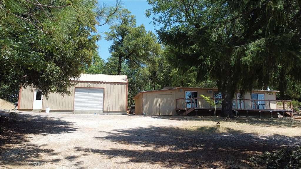 19.3 Acres of Land with Home for Sale in Kelseyville, California