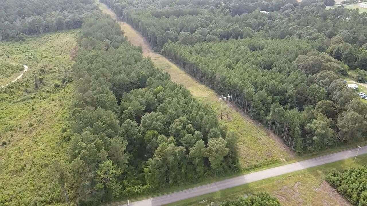 7 Acres of Residential Land for Sale in Sumrall, Mississippi