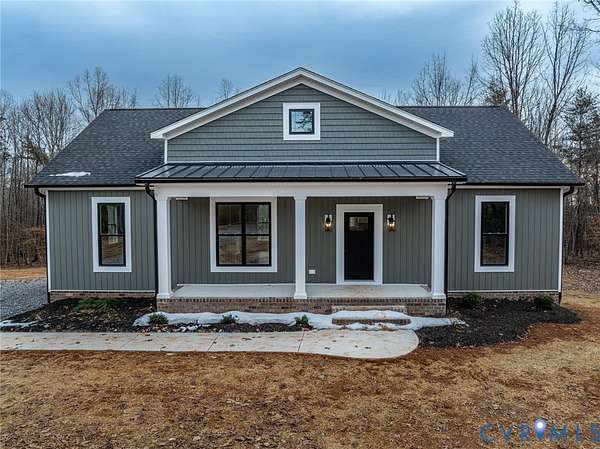 4 Acres of Residential Land with Home for Sale in Buckingham, Virginia