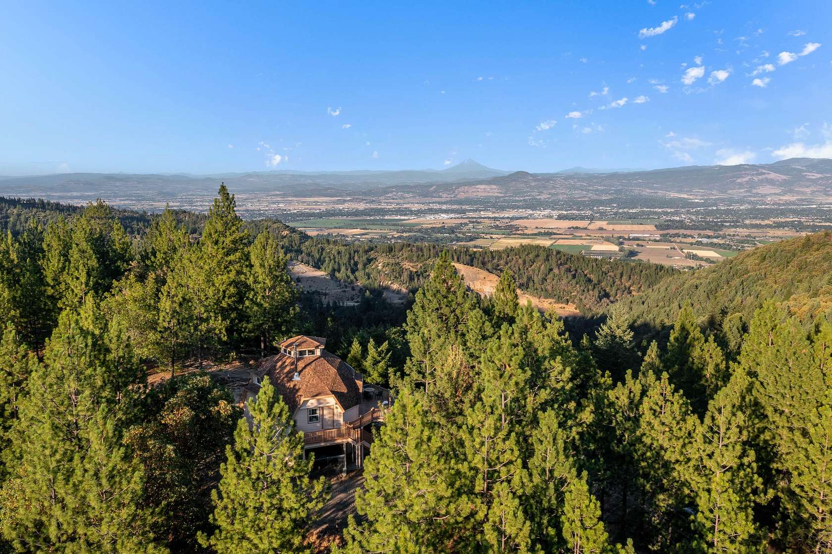 40.2 Acres of Recreational Land with Home for Sale in Jacksonville, Oregon