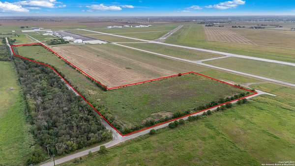 20.4 Acres of Commercial Land for Sale in New Braunfels, Texas