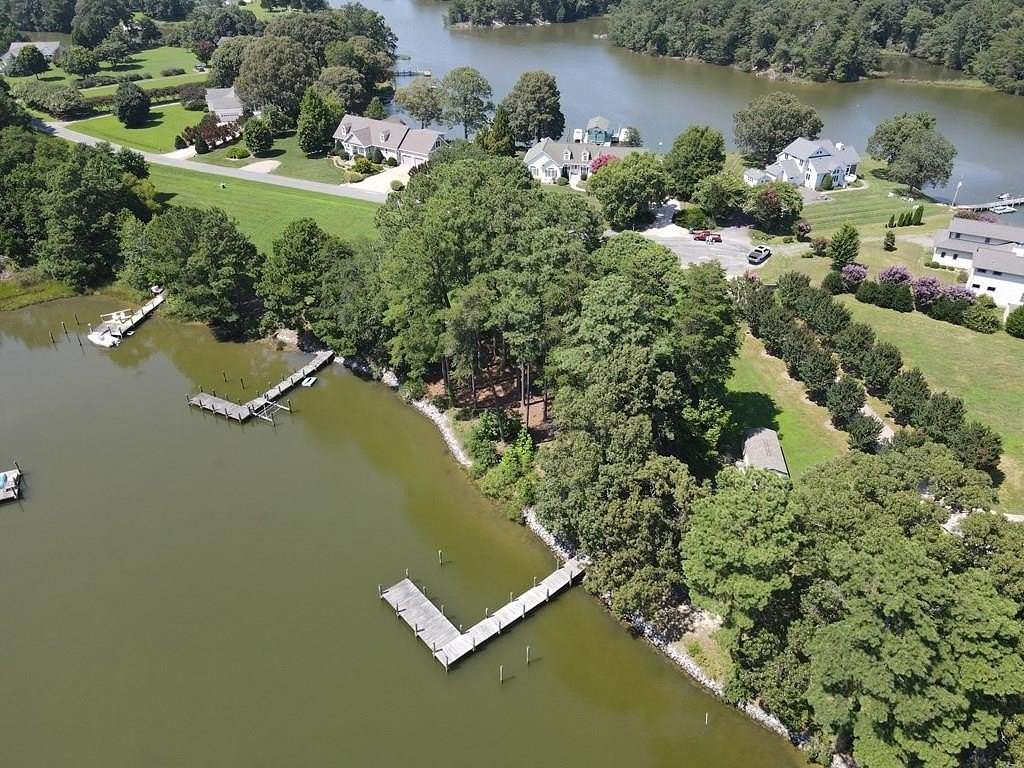 0.75 Acres of Residential Land for Sale in Ophelia, Virginia