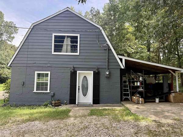 1.53 Acres of Residential Land with Home for Sale in Paragould, Arkansas