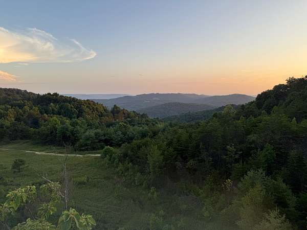 487 Acres of Land for Sale in Albany, Kentucky