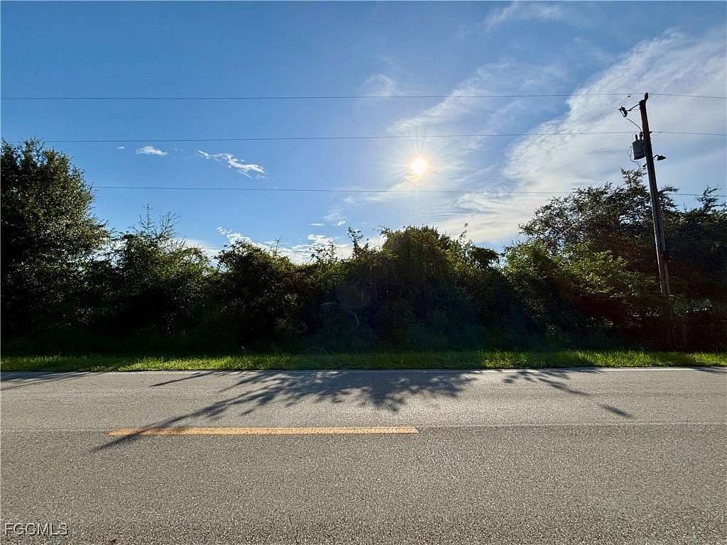 1.25 Acres of Land for Sale in Clewiston, Florida