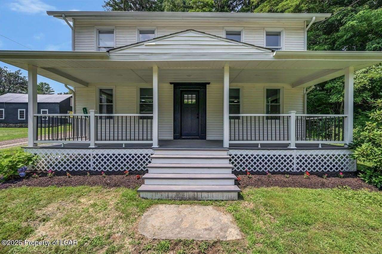 4 Acres of Residential Land with Home for Sale in Dallas, Pennsylvania