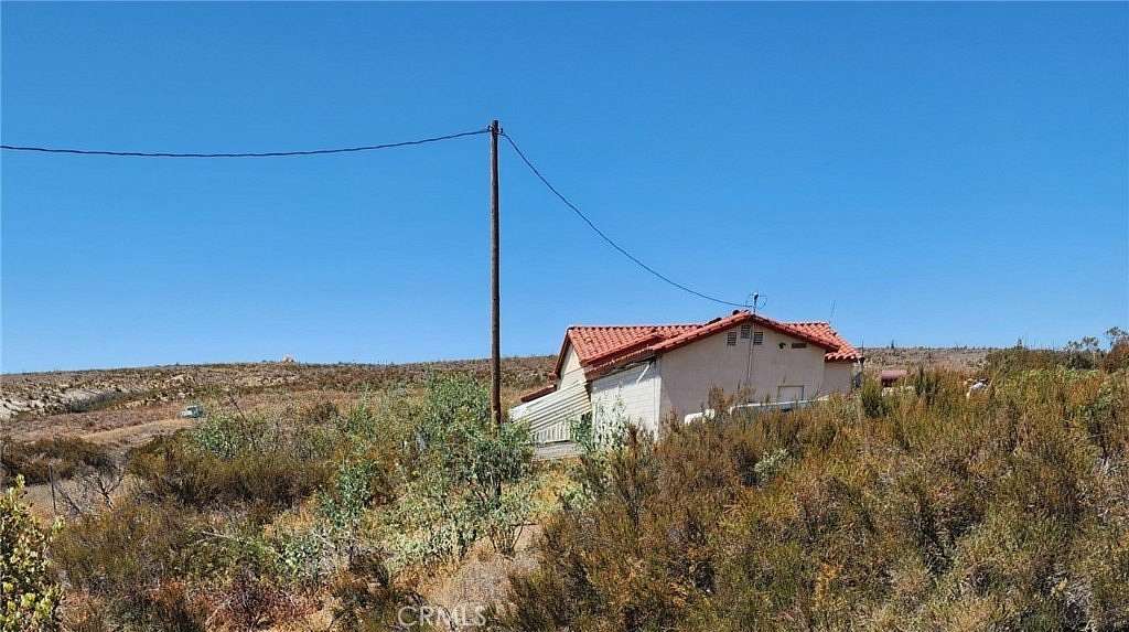 80.5 Acres of Land with Home for Sale in Hemet, California