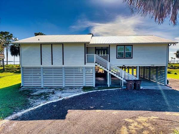 1.85 Acres of Improved Mixed-Use Land for Sale in Port St. Joe, Florida