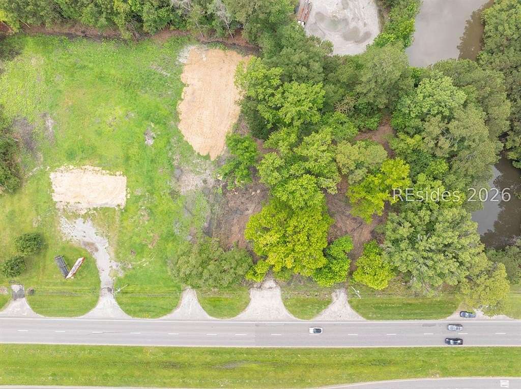 0.93 Acres of Mixed-Use Land for Sale in Ridgeland, South Carolina
