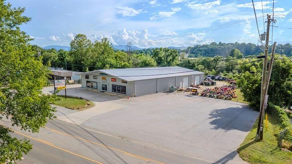 2.74 Acres of Improved Commercial Land for Sale in Franklin, North Carolina