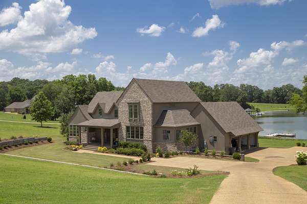 1.58 Acres of Residential Land with Home for Sale in Starkville, Mississippi