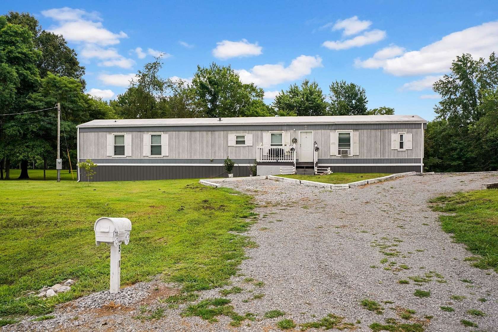 1.78 Acres of Residential Land with Home for Sale in Corydon, Kentucky