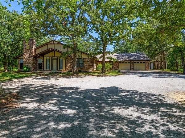 4.2 Acres of Residential Land with Home for Sale in Bartlesville, Oklahoma