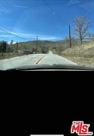 6 Acres of Land for Sale in Tehachapi, California