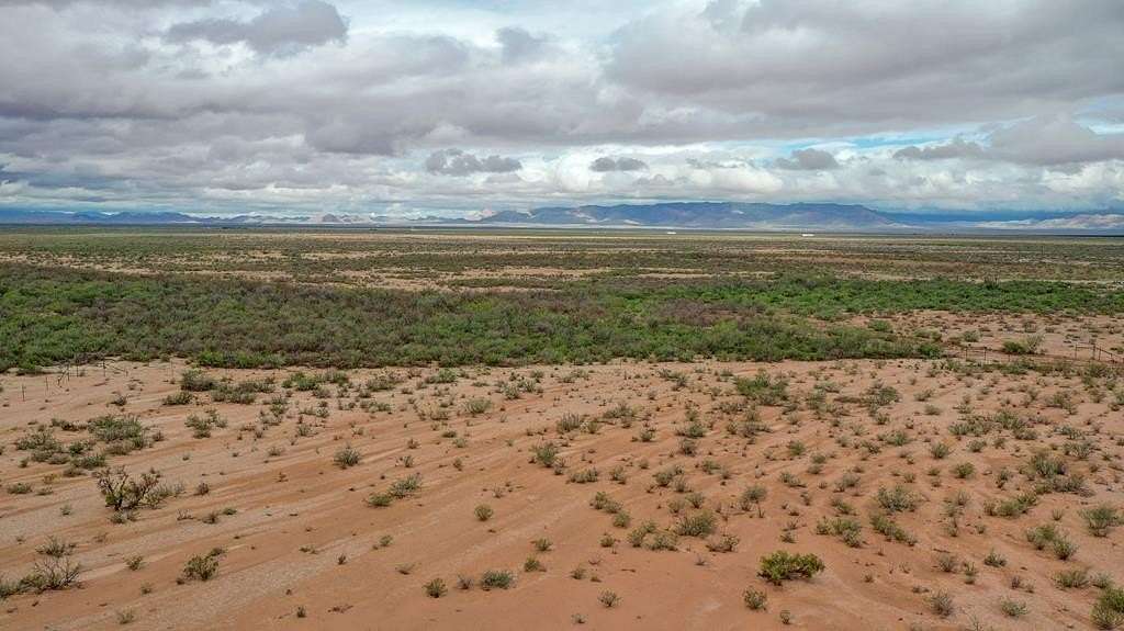 10 Acres of Recreational Land for Sale in Van Horn, Texas