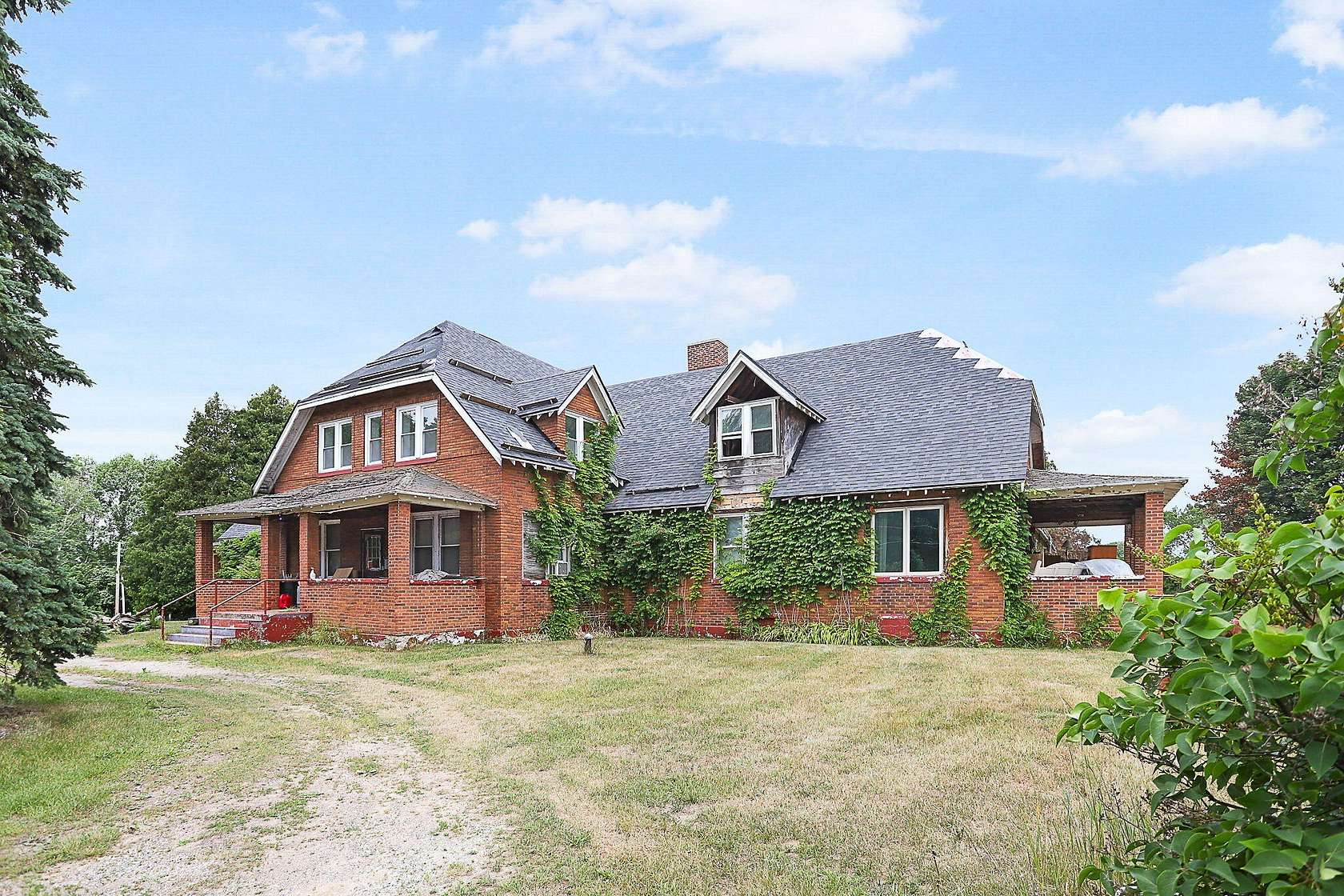 5 Acres of Residential Land with Home for Sale in Hart, Michigan