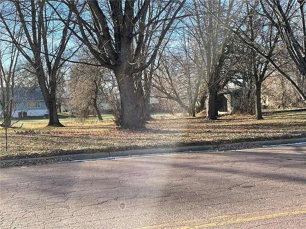 0.23 Acres of Land for Sale in Windom, Minnesota