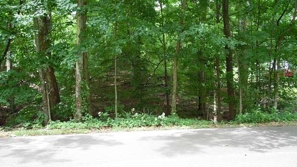 0.69 Acres of Residential Land for Sale in Martinsville, Indiana