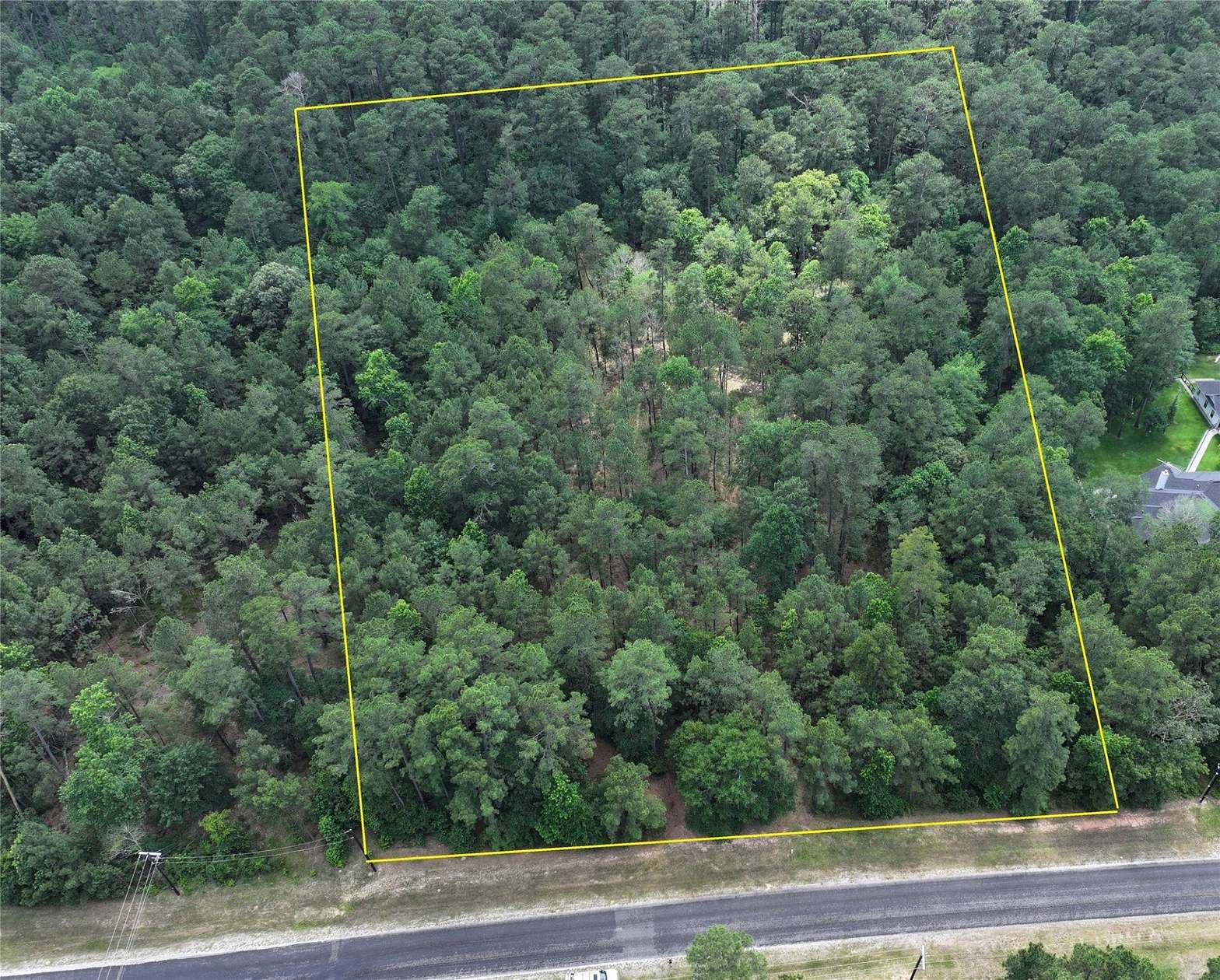 4 Acres of Residential Land for Sale in Huntsville, Texas