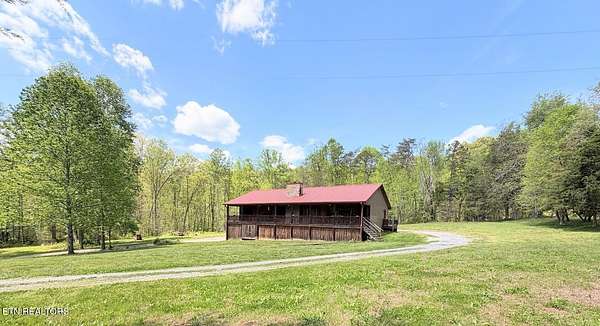 10 Acres of Recreational Land with Home for Sale in Luttrell, Tennessee