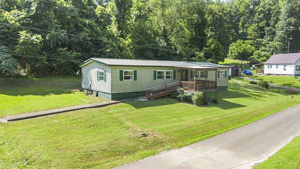 1.7 Acres of Residential Land with Home for Sale in Ironton, Ohio