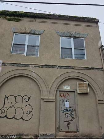 0.06 Acres of Commercial Land for Sale in Newark, New Jersey