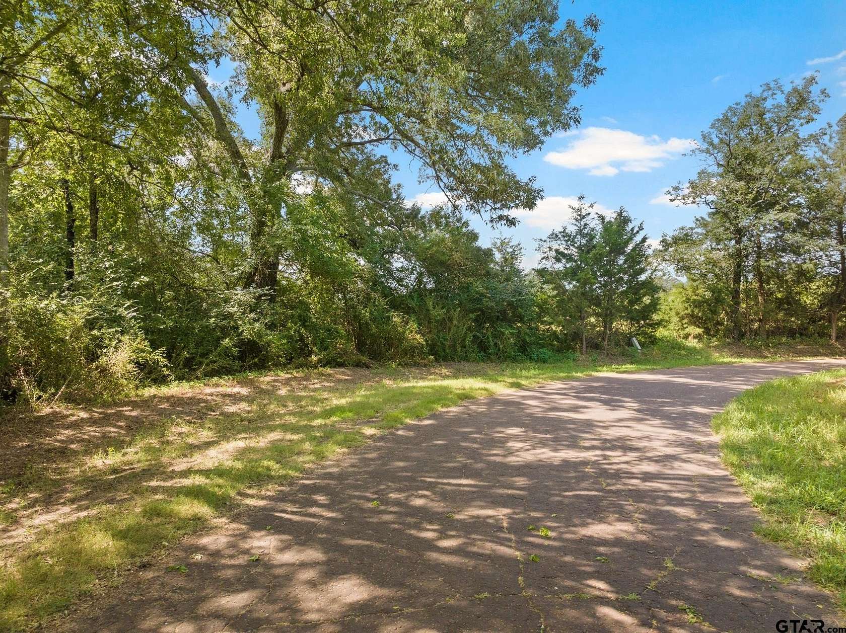 4 Acres of Residential Land for Sale in Mount Pleasant, Texas