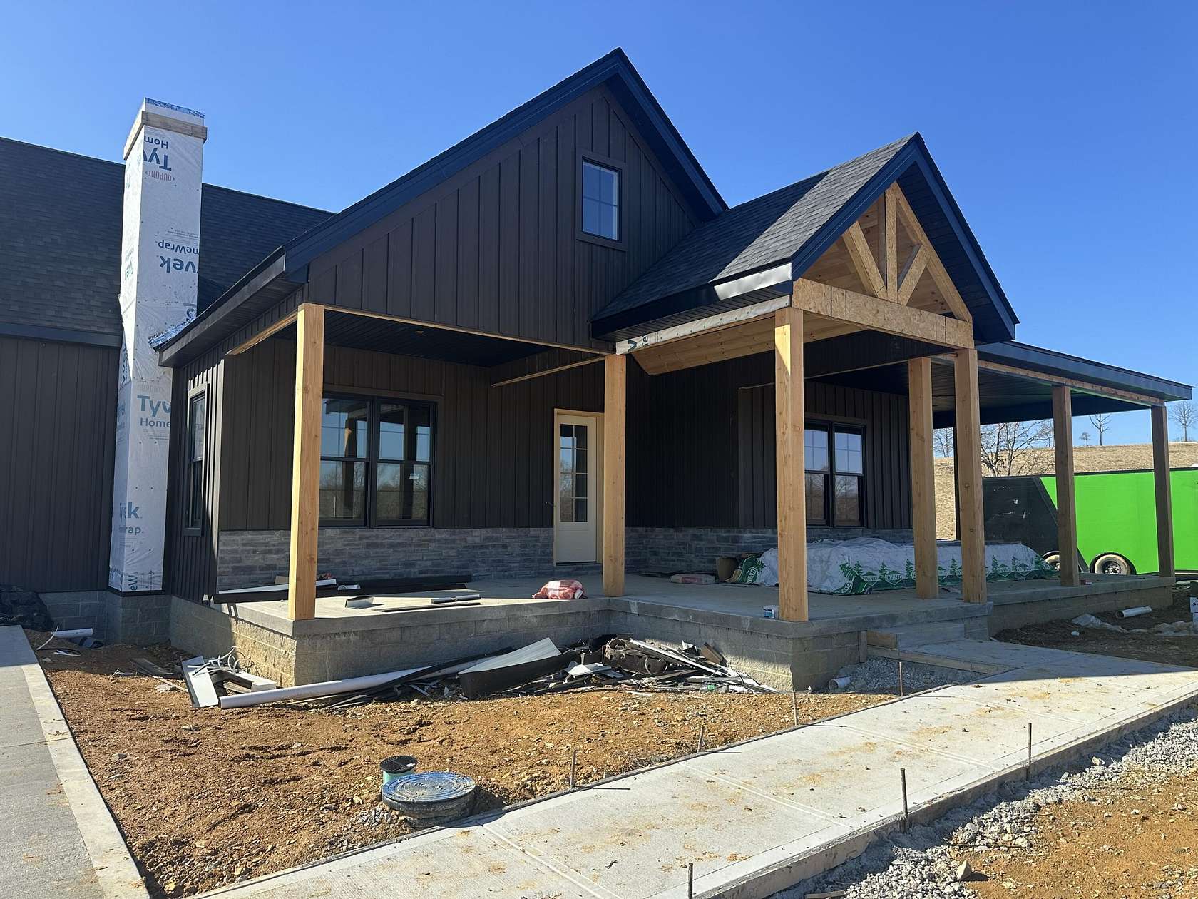 5 Acres of Land with Home for Sale in London, Kentucky