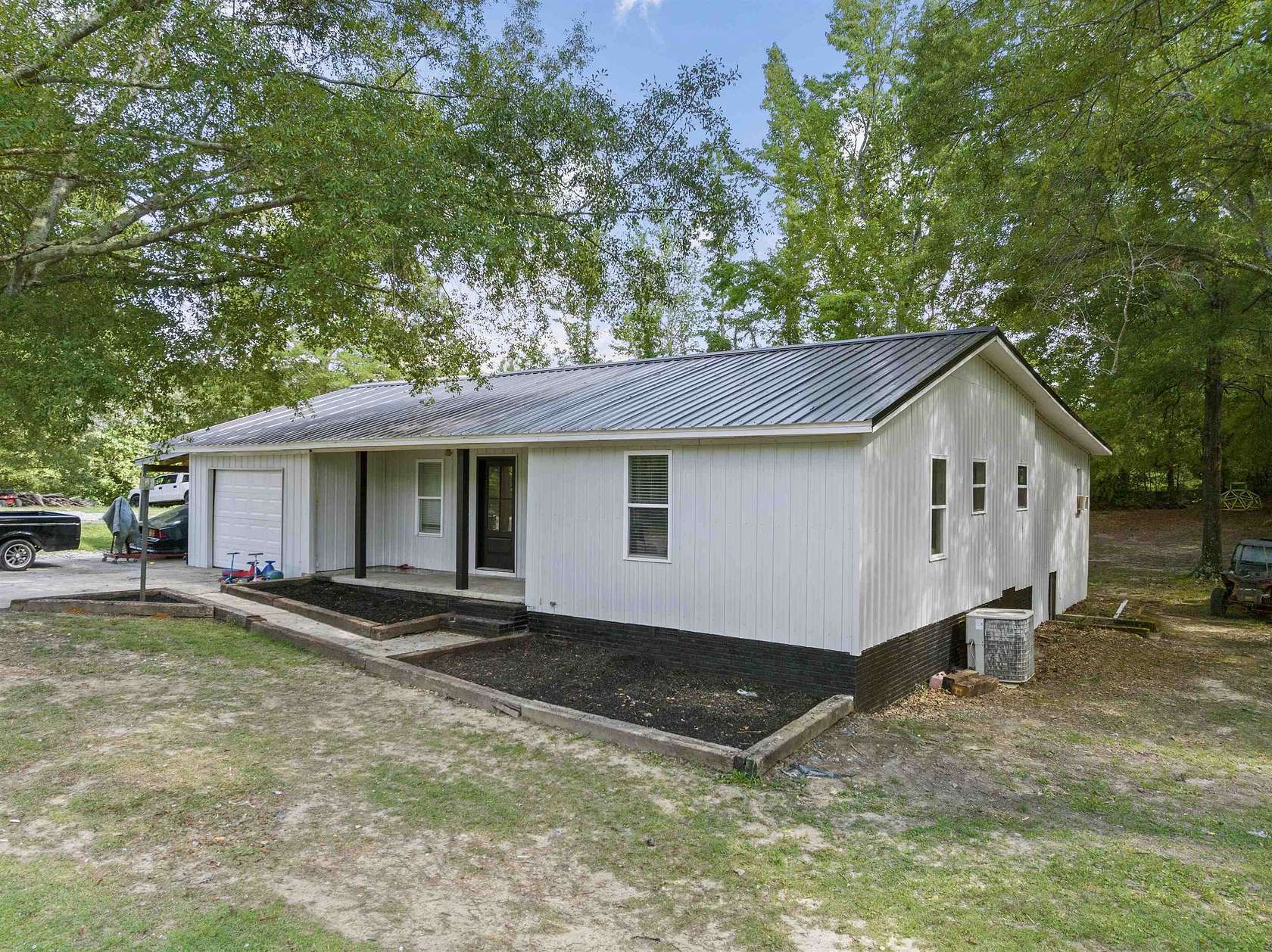 6 Acres of Residential Land with Home for Sale in Vina, Alabama