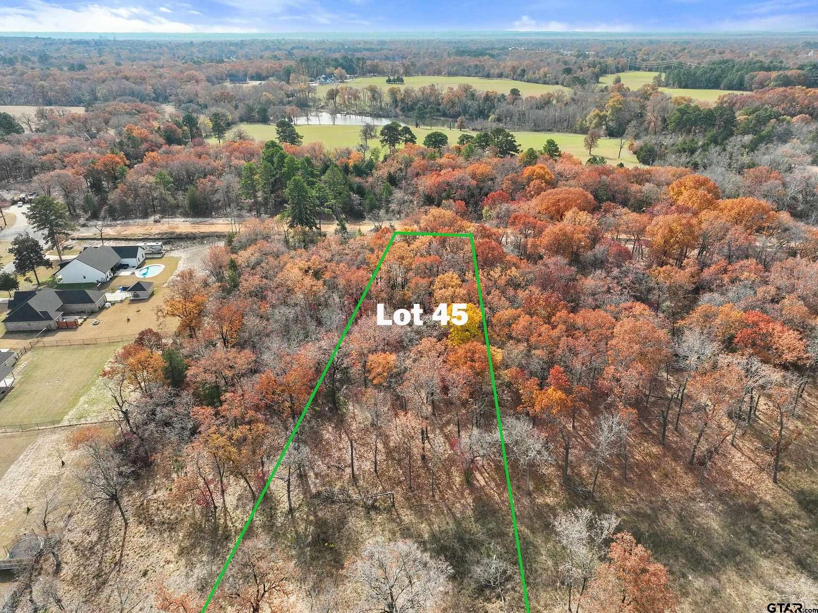 0.99 Acres of Residential Land for Sale in Mineola, Texas