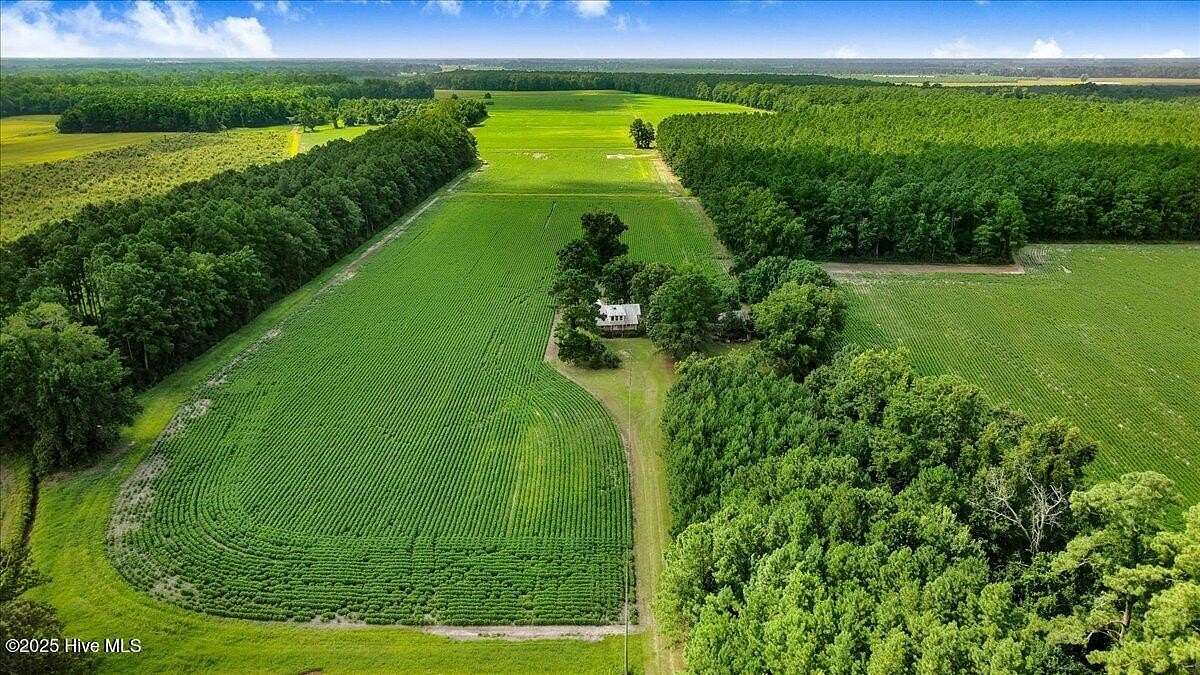 3.54 Acres of Residential Land with Home for Sale in Grifton, North Carolina