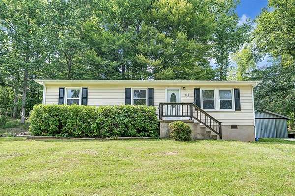 1.55 Acres of Residential Land with Home for Sale in Troutville, Virginia