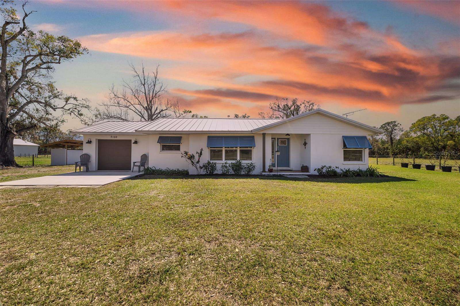 10 Acres of Improved Land for Sale in Sarasota, Florida