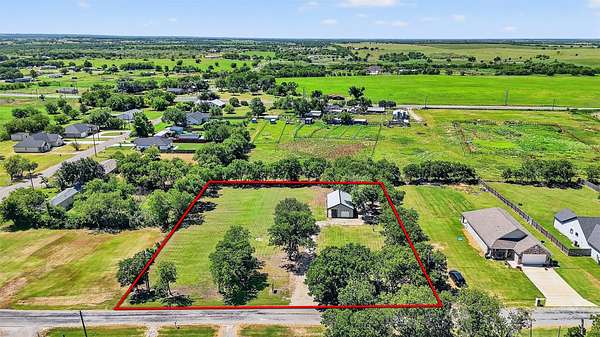 1 Acre of Residential Land for Sale in Southmayd, Texas