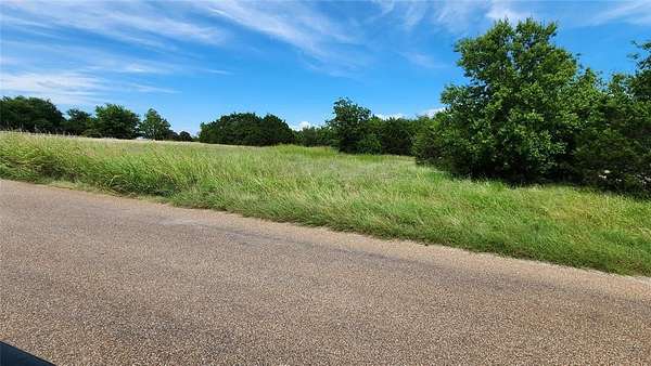 5.2 Acres of Land for Sale in China Spring, Texas