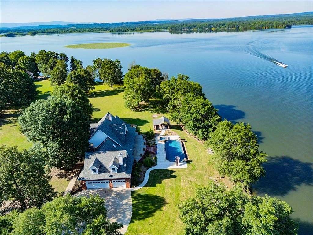 2 Acres of Residential Land with Home for Sale in Knoxville, Arkansas