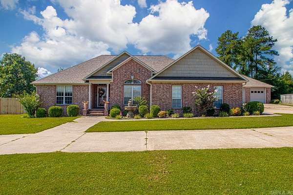 3.45 Acres of Residential Land with Home for Sale in Little Rock, Arkansas